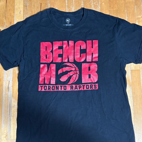 Toronto Raptors Bench Mob Graphic T-Shirt - Picture 1 of 6